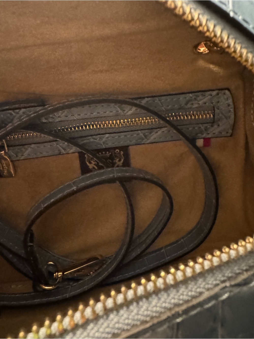 Pratesi Leather Croc-Vanity Bag - Picture 5 of 6